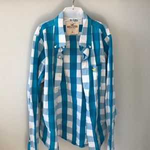Boys/men’s turquoise and white button down shirt